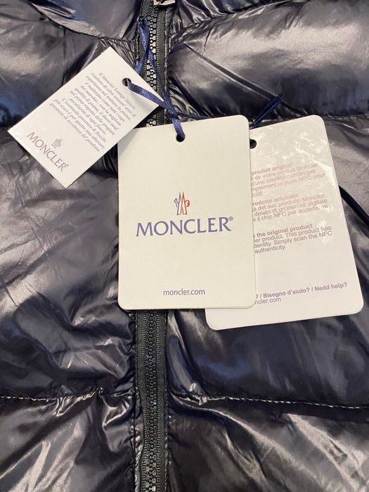 Geaca de iarna M.o.n.c.l.e.r neagra