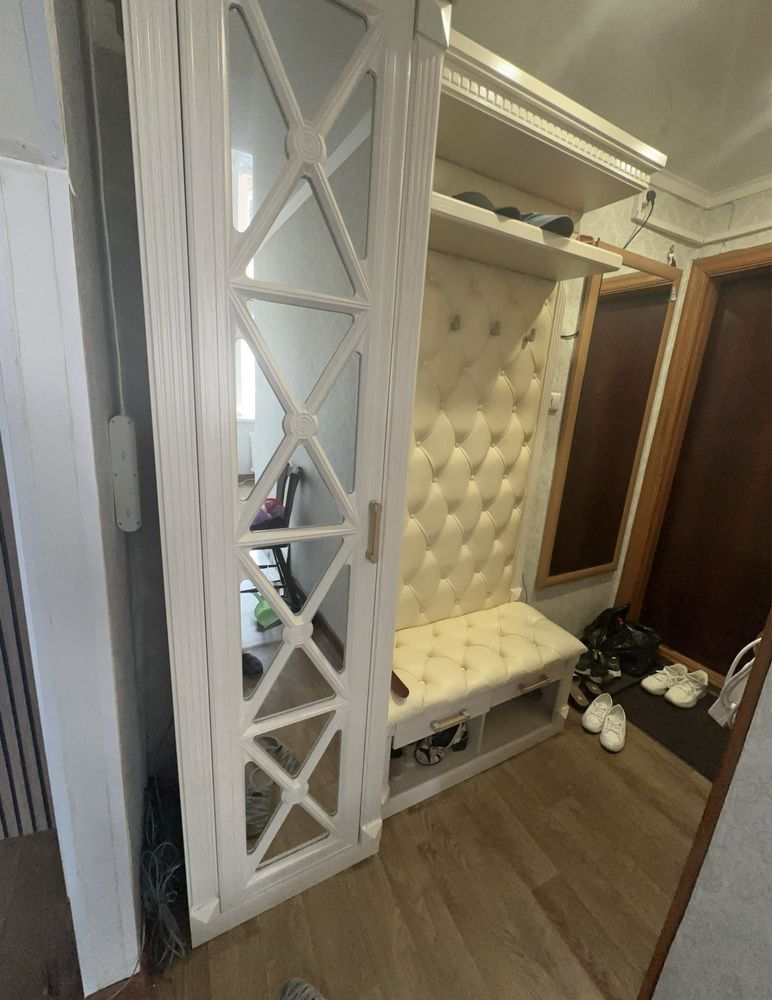 Продам прихожую