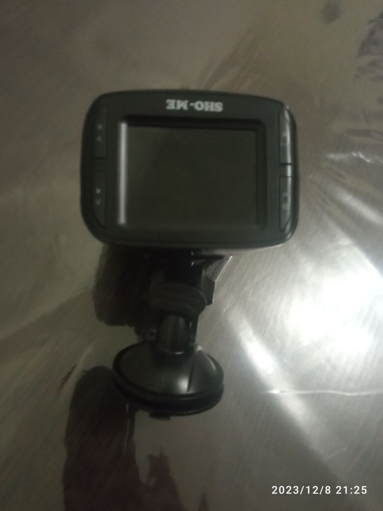 Sho-me combo N 3 radar+video registrator GPS sotiladi.