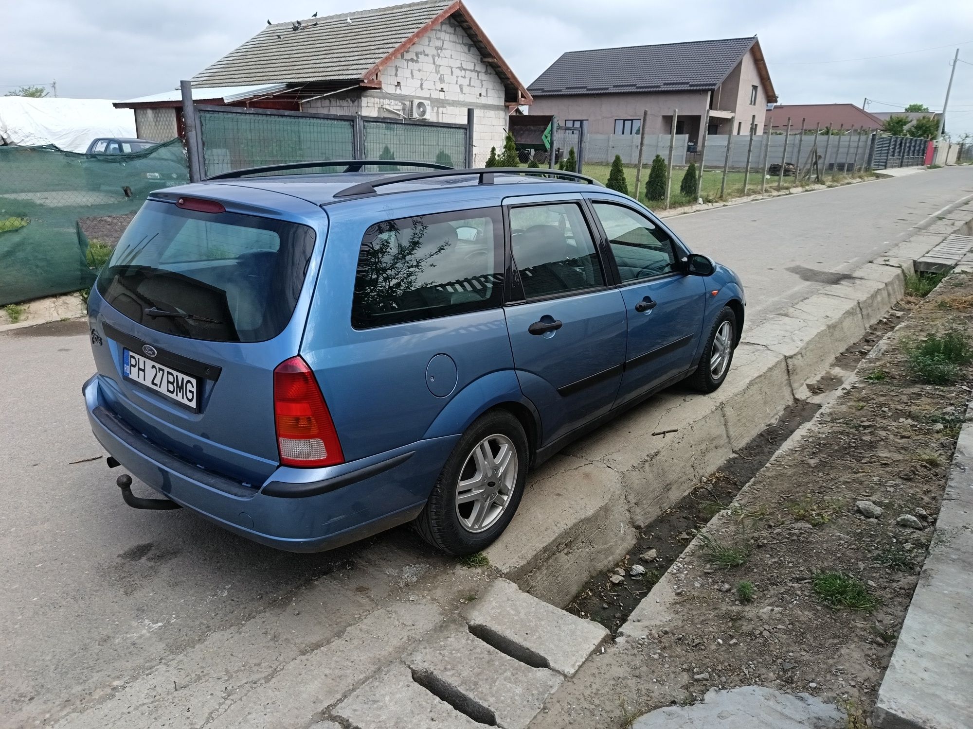 Vând Ford focus 1.6