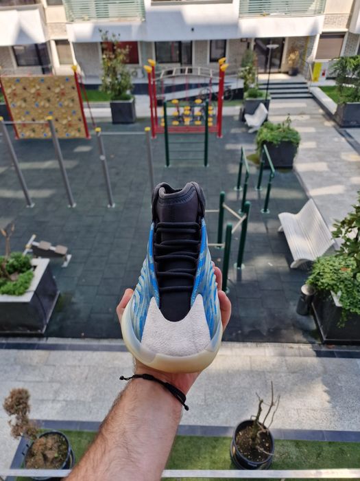 Adidas yeezy qntm 42 (nu Jordan, nike, new balance, asics)