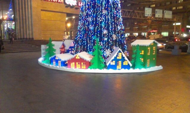 Декоративные домики для декора к новому году .