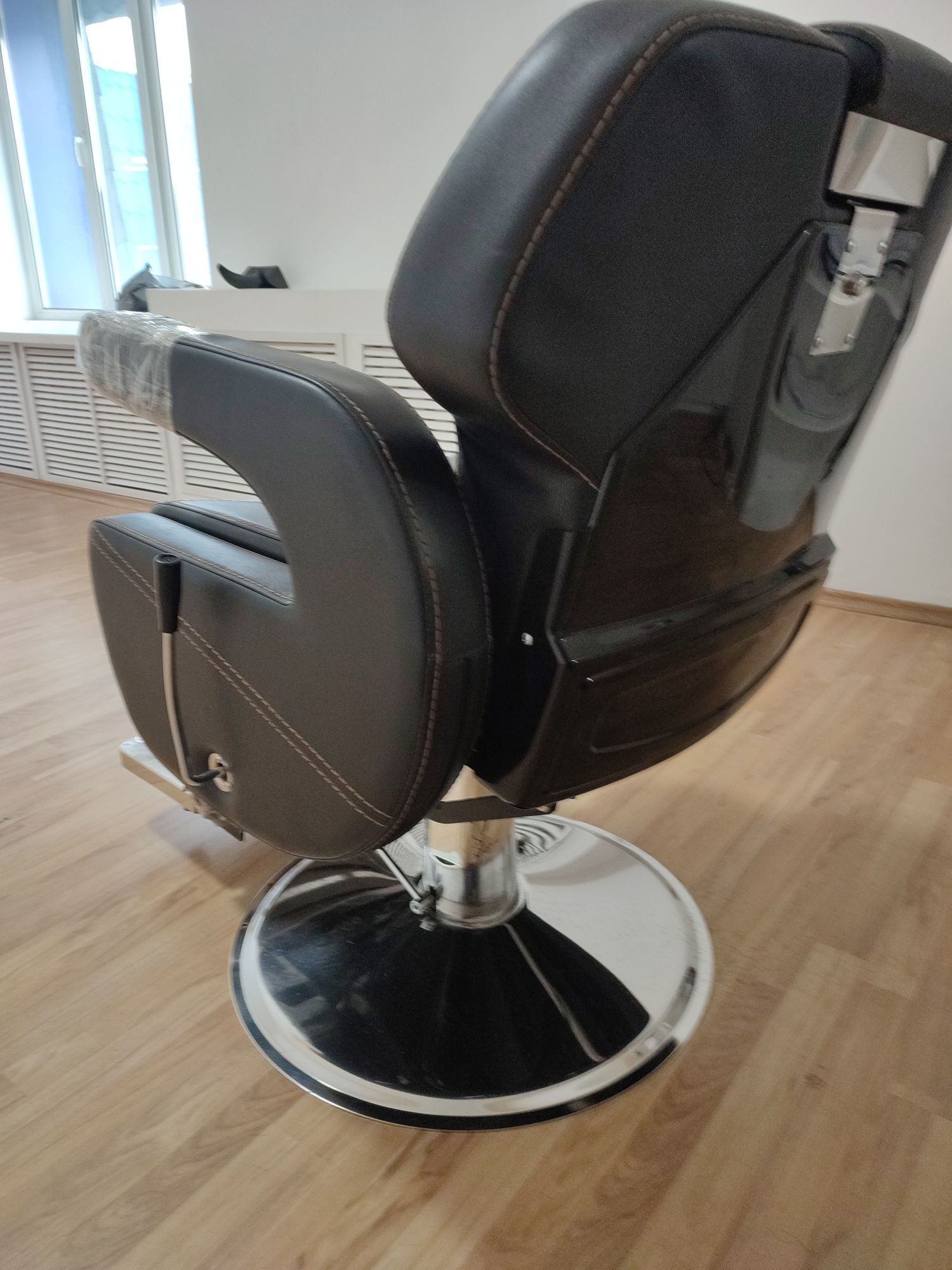 Продам кресло barber