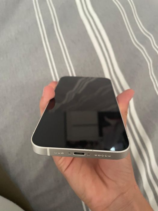 Iphone 12 de vanzare