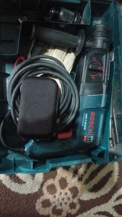 Ciocan Rotopercutor Bosch profesional ca Nou