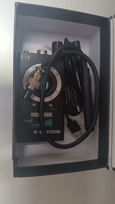 Detector profesional anti spionaj, Invincio K18, detecteaza Camere,