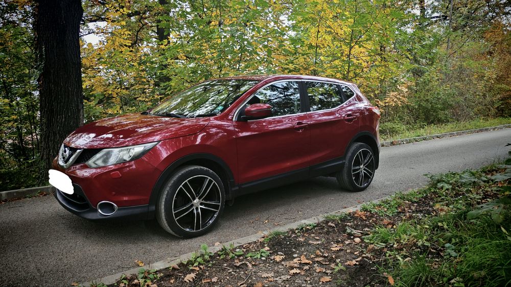 Nissan Qashqai 2015 1.5 diesel, navigatie, camera marsarier