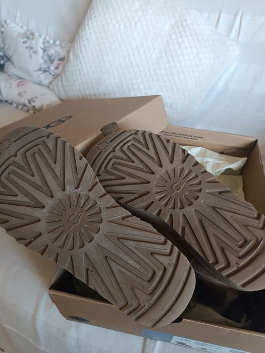 Боти UGG 37 номер бежови 23 см стелка