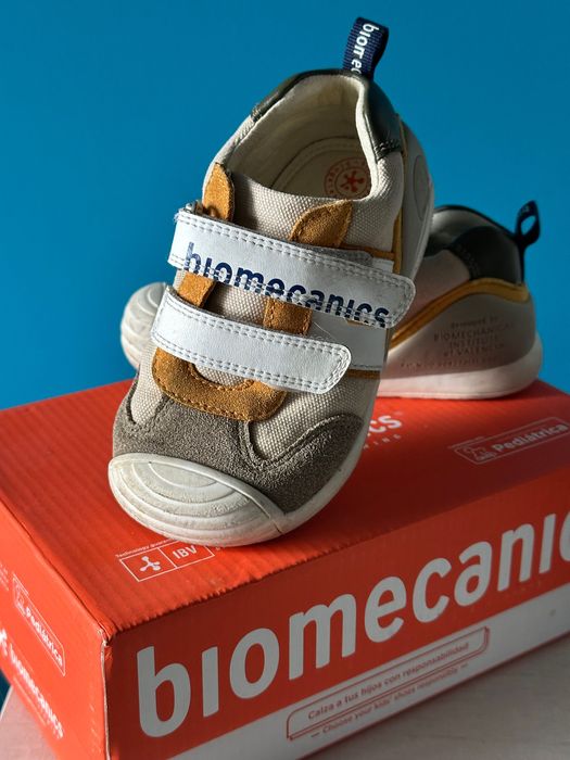 Pantofi sport primii pasi Biomecanics Mărimea 24 Multicolor