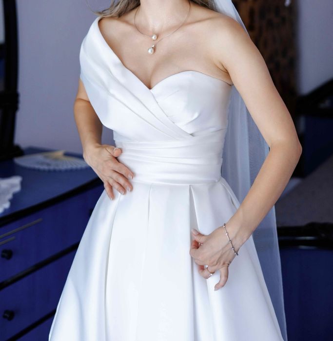 Rochie de mireasa (tafta)