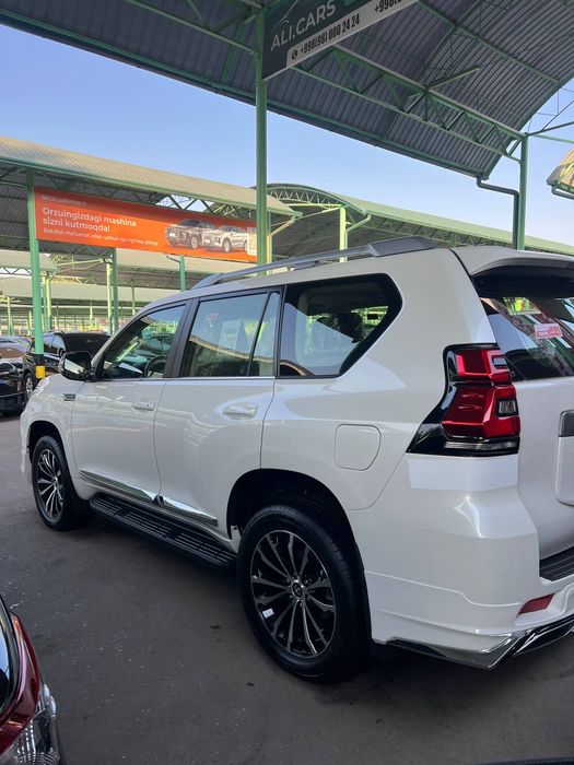 Toyota Land Cruiser 150