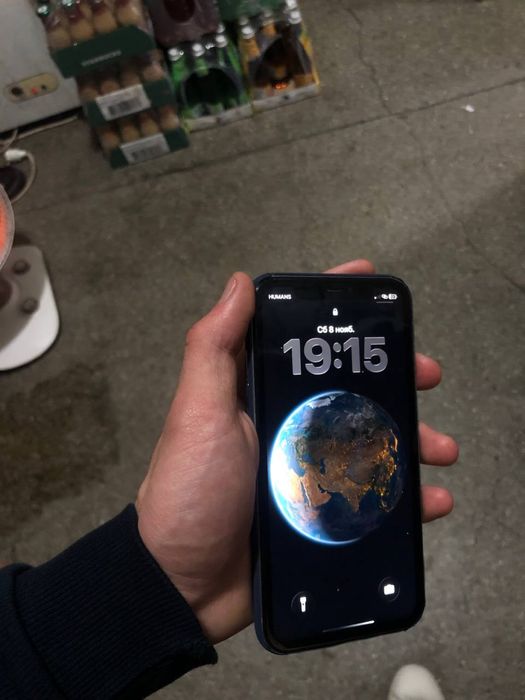 Iphone 11 srochna sotiladi