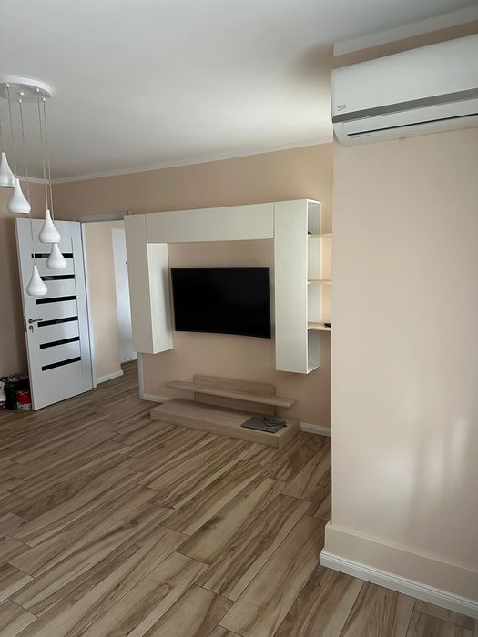 Închiriez Apartament cu 2 camere |Rendezvous - frații golești