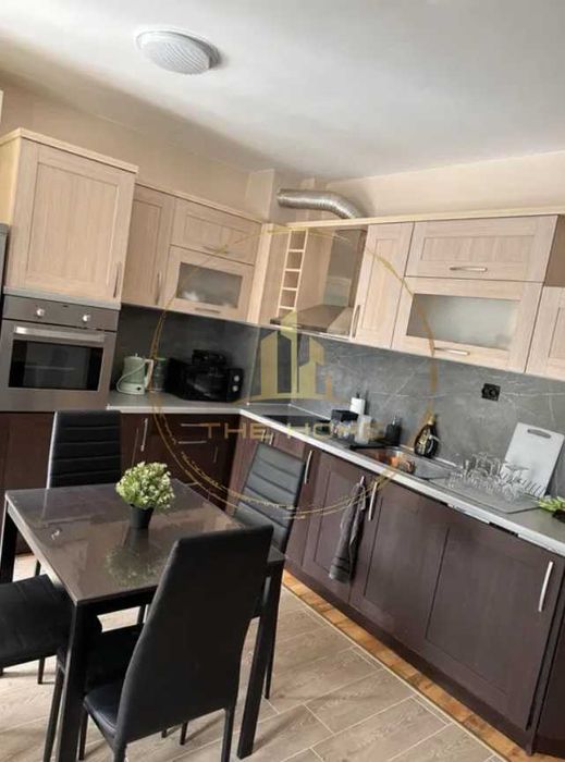 Дава се под наем Тристаен апартамент в Варна, Окръжна болница - 89 кв.м за 700 € - Снимка #2