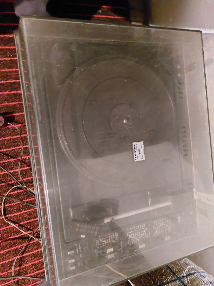 Новые диски и магнитофон 2 . 70 - 80 год
