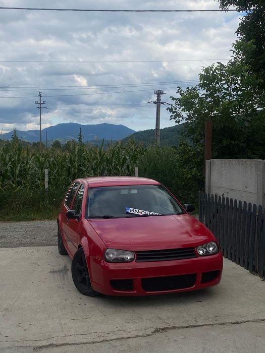 Vând urgent !!!golf 4 1.9 Alh