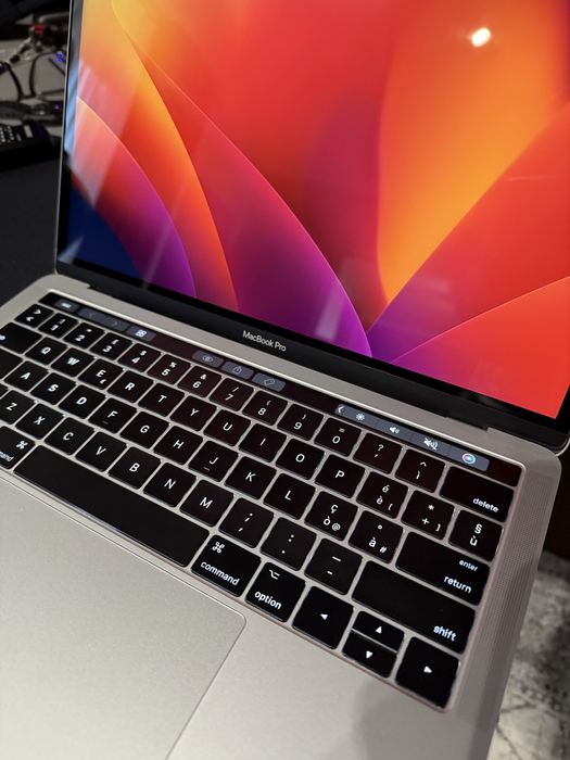 Macbook Pro 13” 16Gb SSD 512 Touchbar