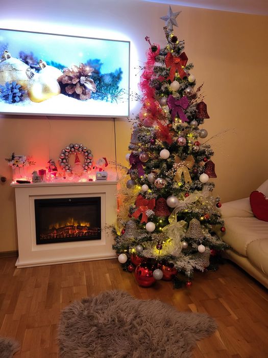 Vând brad artificial