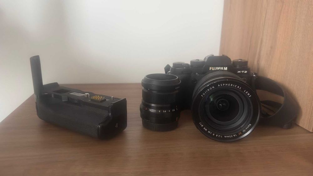 Vand Fujifilm xt-2, fuji 16-55m , fuji 23mm - PONT!