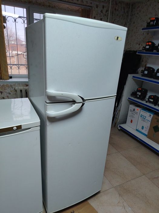 Холодильник Daewoo