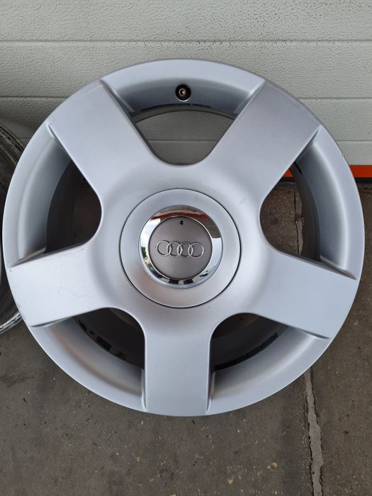 Оригинални джанти за АУДИ AUDI VW SEAT SKODA R16 5x112 ET42 7J