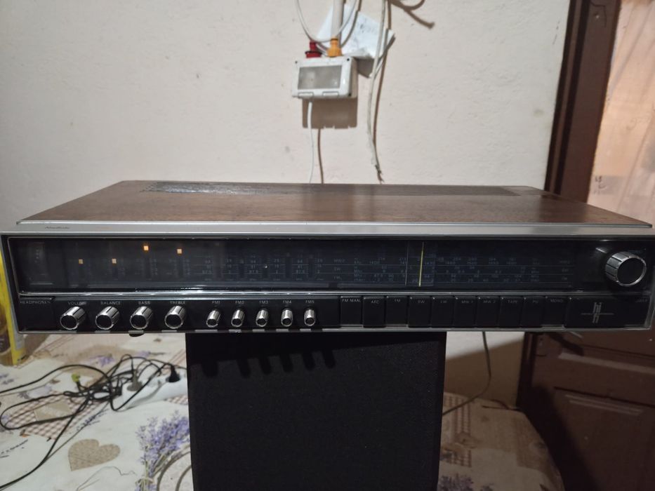 Vând sistem audio PHILIPS