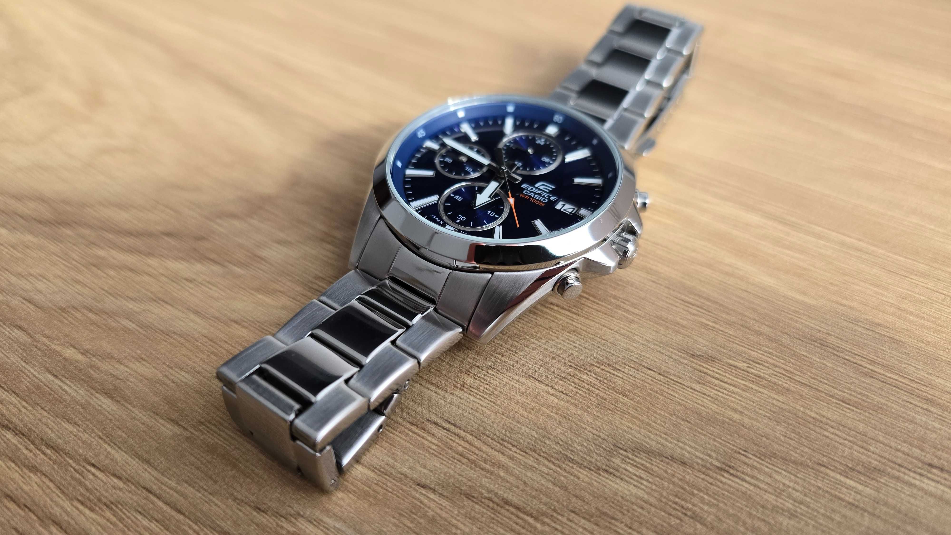 Ceas Casio Edficie EFV-560D-2A ca nou cu garantie