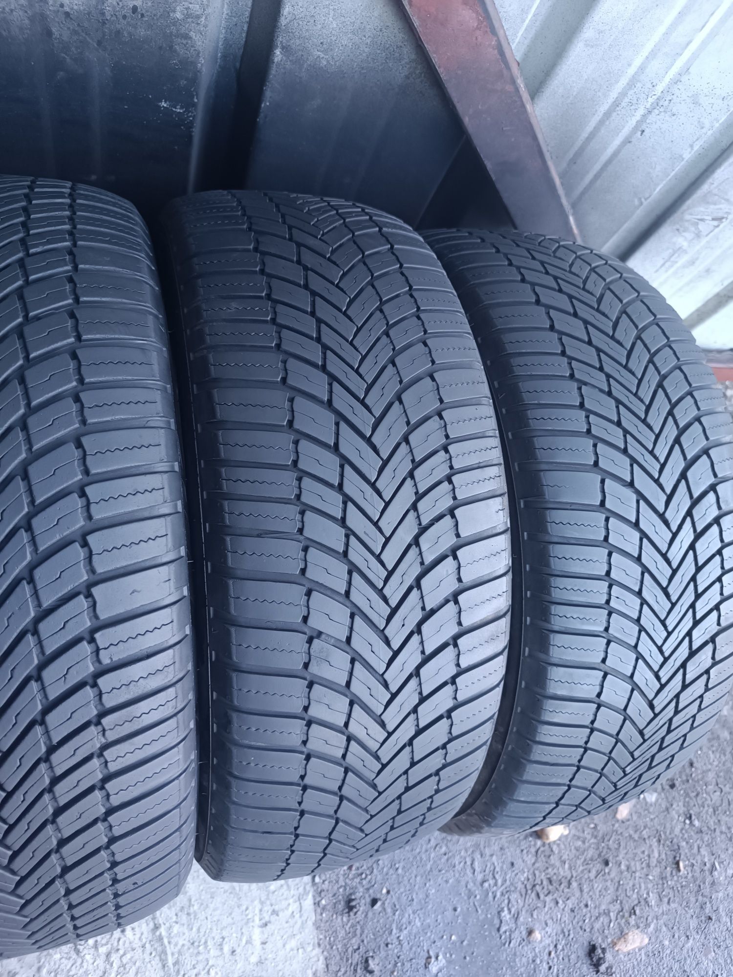 205/55/16 Bridgestone Дот 2820