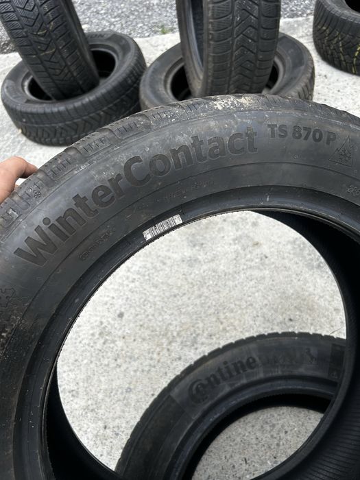 2бр Гуми зимни Continental 235/55R18