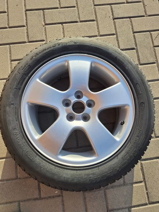 Jantă originală Audi  5x100 R16