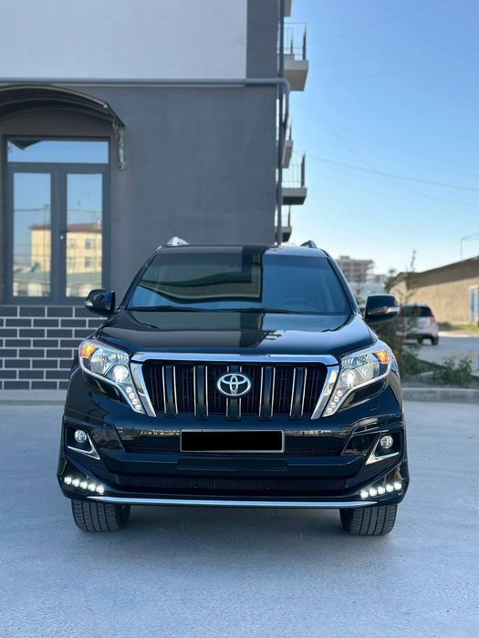 Tayota Land Cruiser Prado 150
