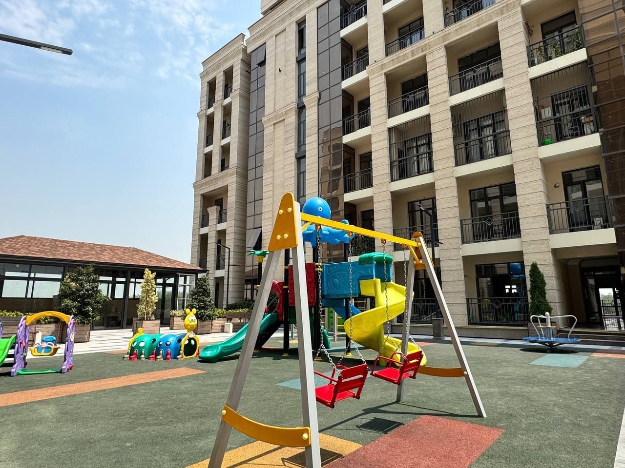 Продается 4х ком квартира, ЖК Корпус Плаза, ор-р: Карасу-1, 107 м²