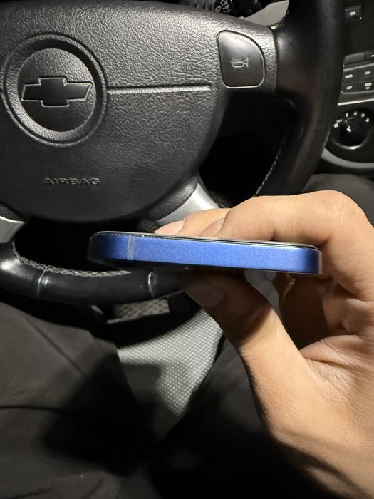 Iphone 12 temniy siniy