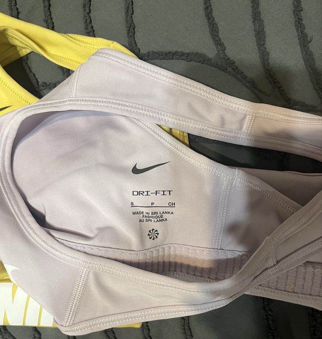 Дамски Бюстиета nike