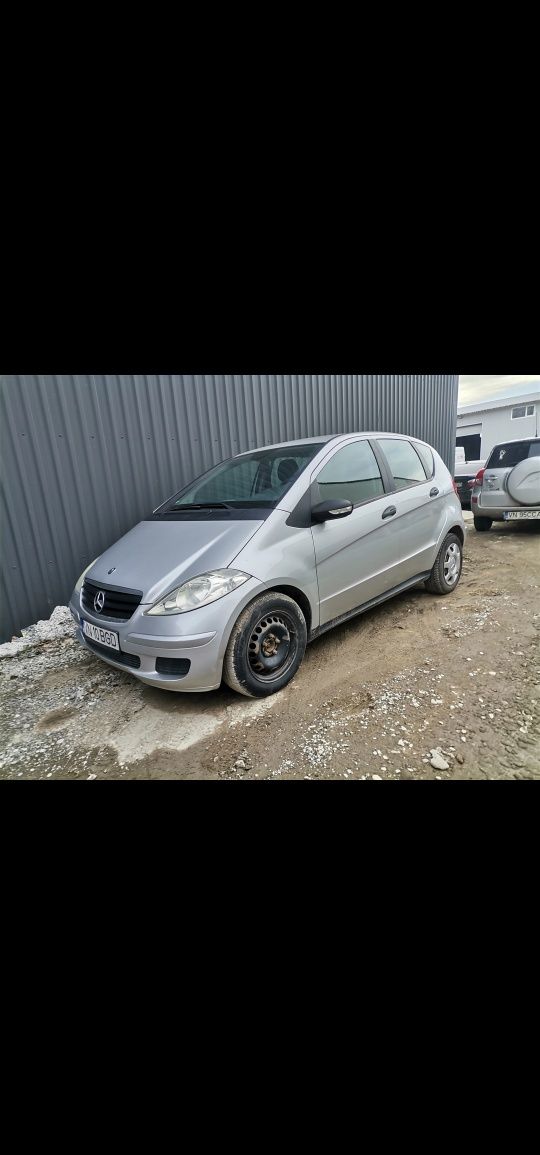 Vând motor 2.0 Mercedes Benz A140 dci