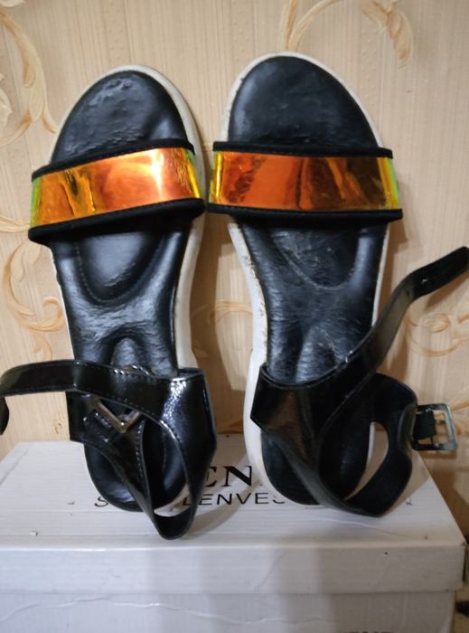 Босоножки женские  большого размера