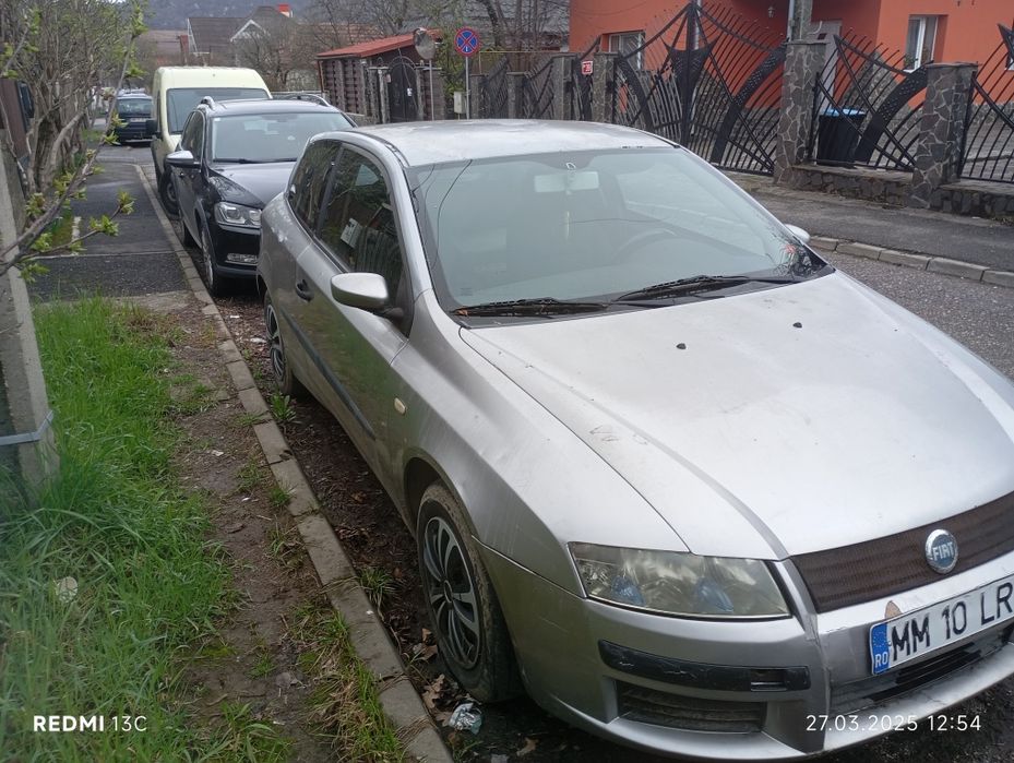 Fiat stilou 1.9 jtd vând pt piese schimb 500 euro