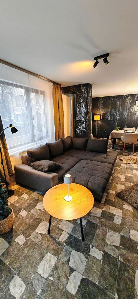 Дава се под наем Двустаен апартамент в Чепеларе - 118 кв.м за 91.8 € - Снимка #17