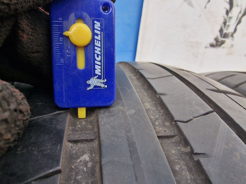 Anvelope 255/45R20 marca Pirelli