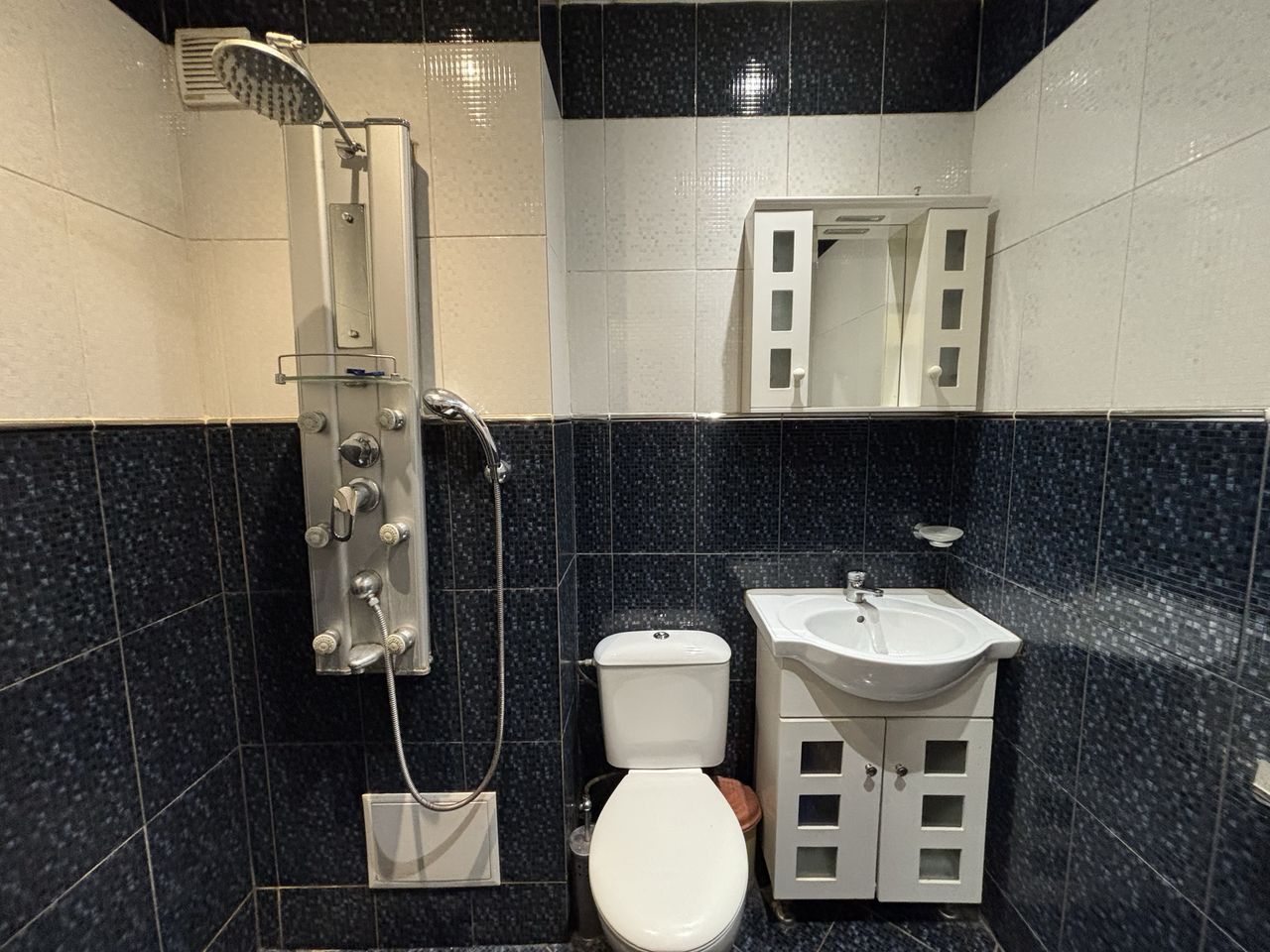 Дава се под наем Двустаен апартамент в София, Дианабад - 48 кв.м за 408 € - Снимка #1