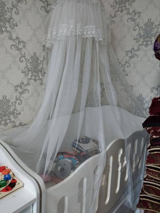 Детские кровати srochna sotiladi