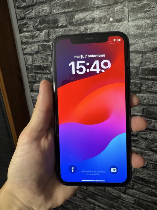 Iphone 11 Black fisurat
