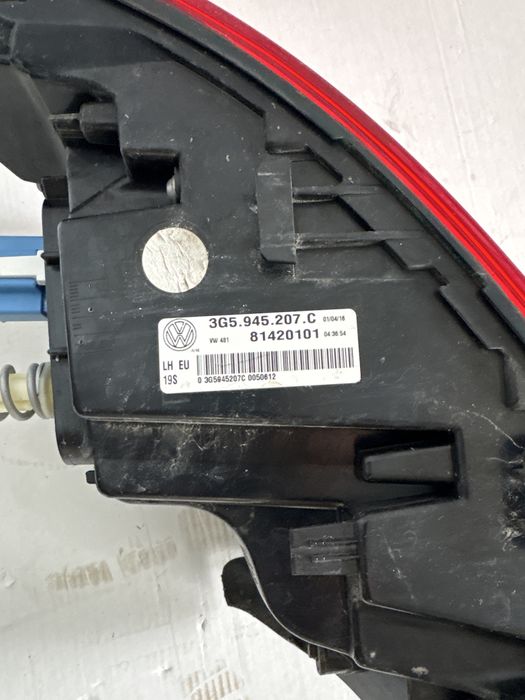 Stop led stanga spate Vw passat berlina Highline cod 3G5 945 207 C