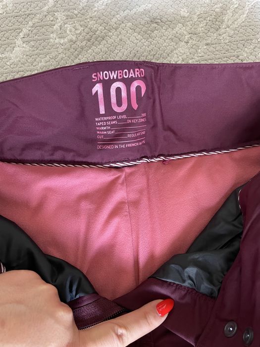 Costum de ski, ochelari si manusi