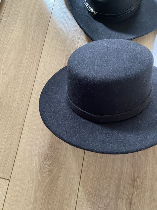 3 шапки за 12лв (2черни и 1 бяла)