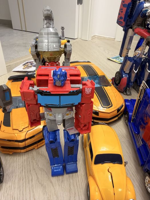 Transformers - masini roboti