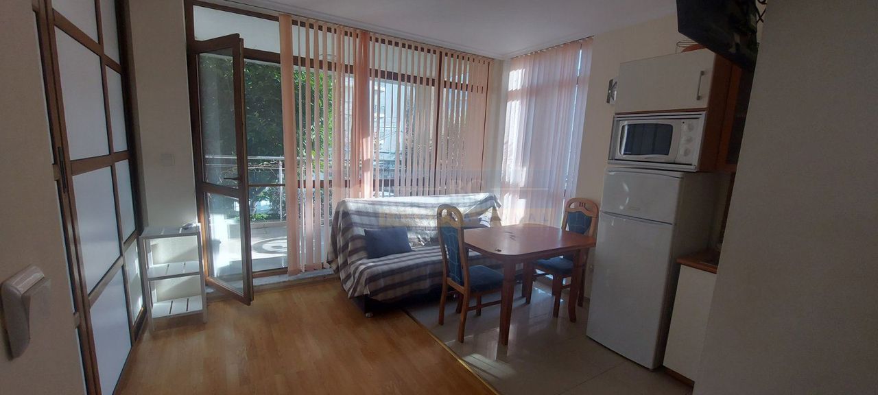 Продава се Тристаен апартамент в к.к. Слънчев бряг - 70 кв.м за 1072 €/кв.м - Снимка #6