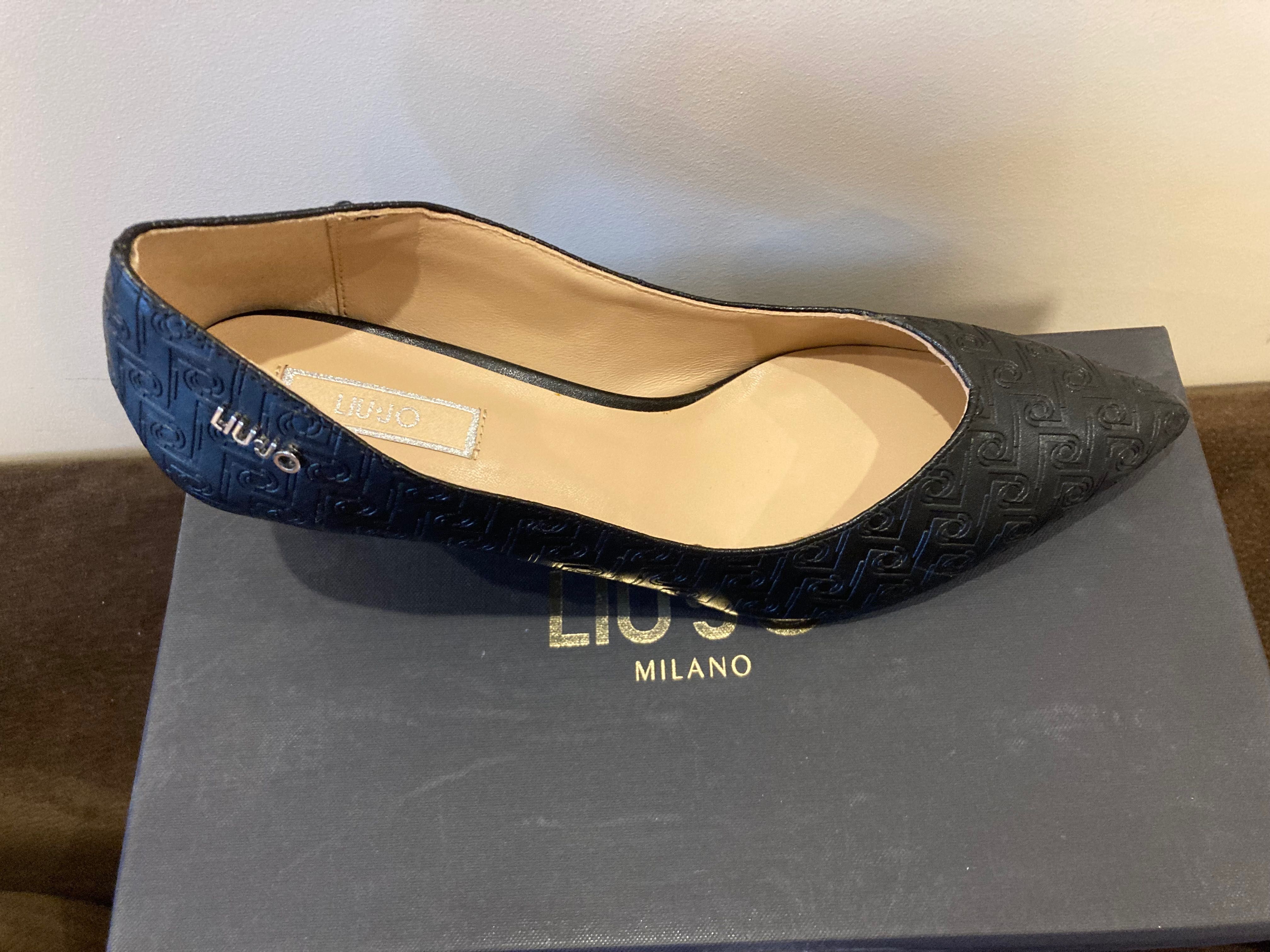 Елегантни обувки Liu Jo 38