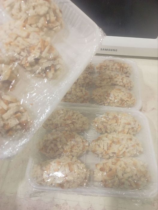 Assalomalekum toyyor yoki yarim tayyor kiviskiy kakletlar zakaz olamiz