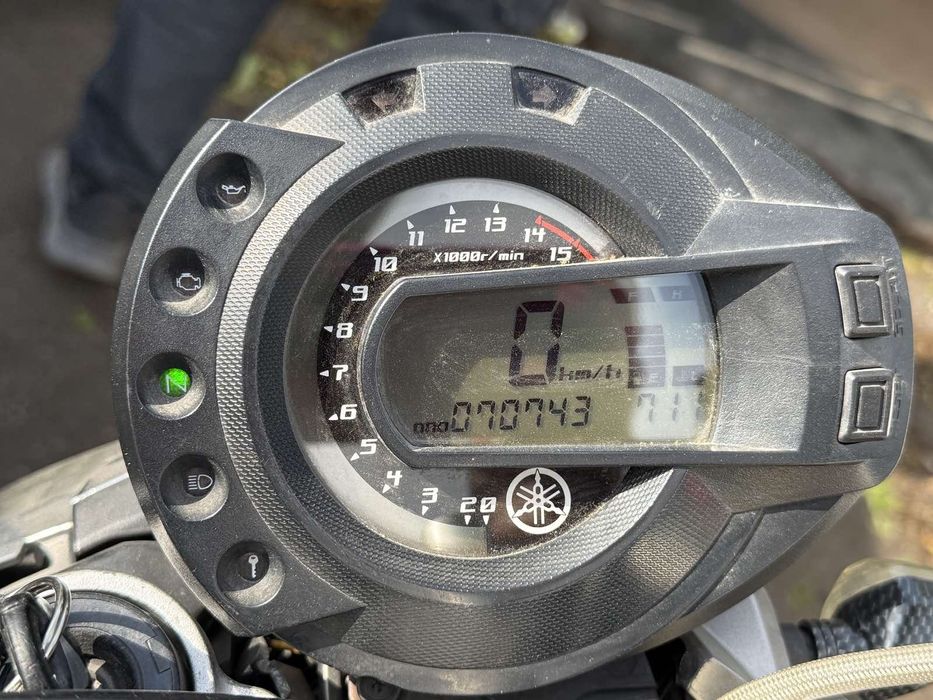 Продавам Yamaha FZ6N
